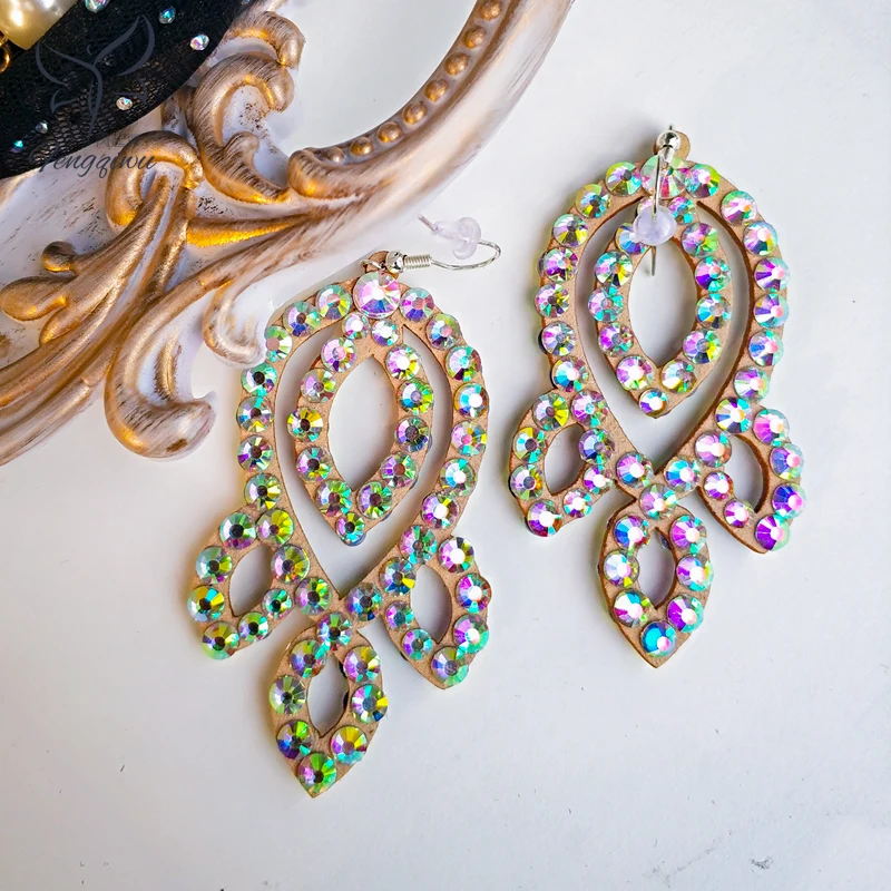 Boucles d'oreilles de danse du - Women Accessories India avis et prix
