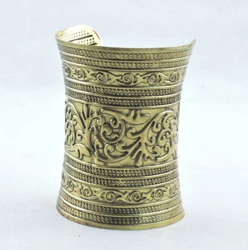 Bracelet manchette large en al - Women Accessories India avis et prix